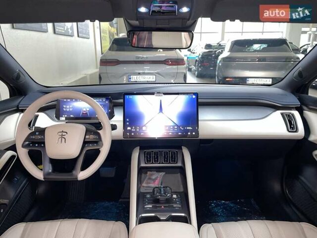 Черный БИД Song L, объемом двигателя 0 л и пробегом 1 тыс. км за 32000 $, фото 5 на Automoto.ua