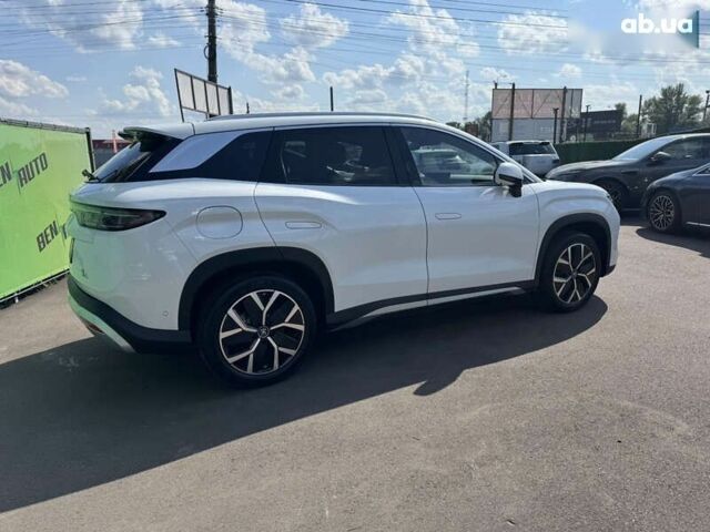 БИД Song L, объемом двигателя 0 л и пробегом 3 тыс. км за 32500 $, фото 6 на Automoto.ua