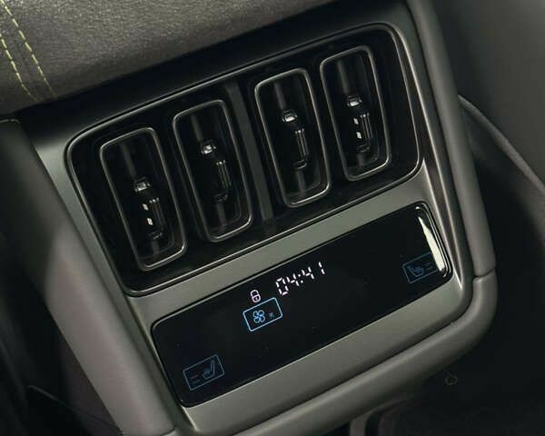 БИД Song L, объемом двигателя 0 л и пробегом 1 тыс. км за 36900 $, фото 25 на Automoto.ua