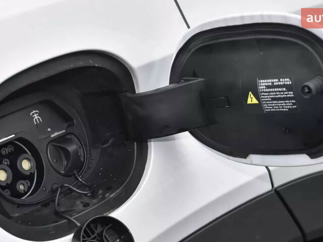 БІД Song L, об'ємом двигуна 1.5 л та пробігом 0 тис. км за 26900 $, фото 13 на Automoto.ua