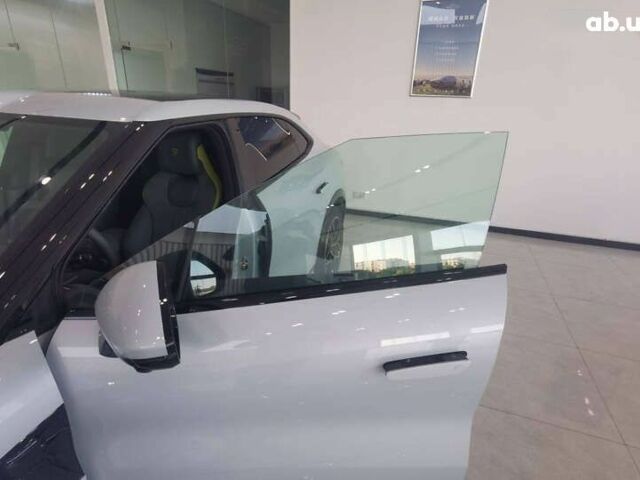 БИД Song L, объемом двигателя 0 л и пробегом 5 тыс. км за 29600 $, фото 4 на Automoto.ua