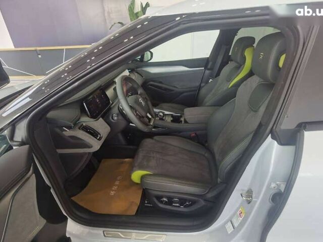 БИД Song L, объемом двигателя 0 л и пробегом 5 тыс. км за 29600 $, фото 8 на Automoto.ua