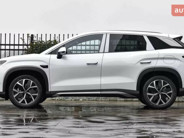 БІД Song L, об'ємом двигуна 1.5 л та пробігом 0 тис. км за 26900 $, фото 4 на Automoto.ua