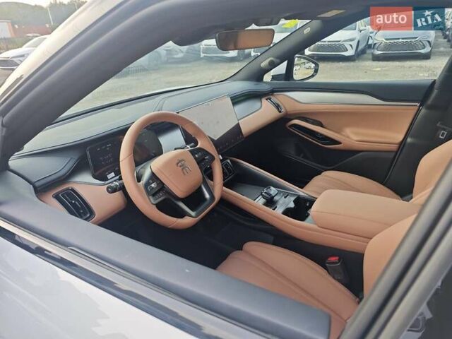 БИД Song L, объемом двигателя 0 л и пробегом 2 тыс. км за 30900 $, фото 4 на Automoto.ua