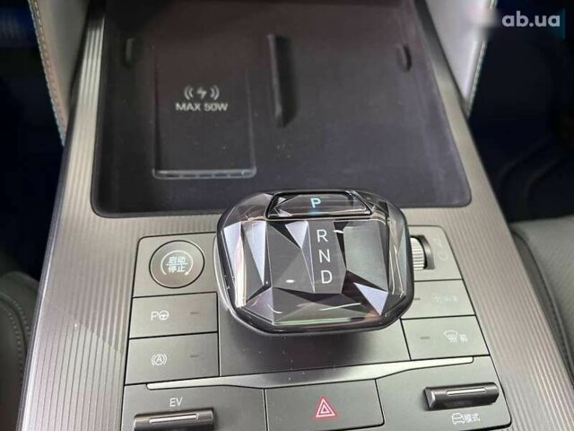 БИД Song L, объемом двигателя 0 л и пробегом 1 тыс. км за 34499 $, фото 14 на Automoto.ua