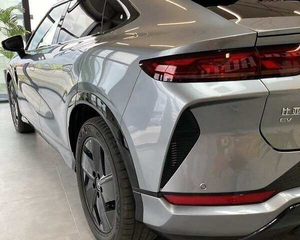 Серый БИД Song L, объемом двигателя 0 л и пробегом 1 тыс. км за 31500 $, фото 13 на Automoto.ua