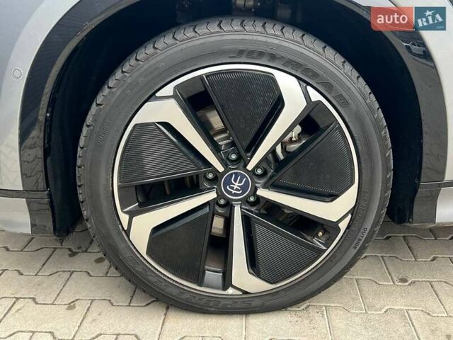 Сірий БІД Song L, об'ємом двигуна 0 л та пробігом 24 тис. км за 24000 $, фото 9 на Automoto.ua