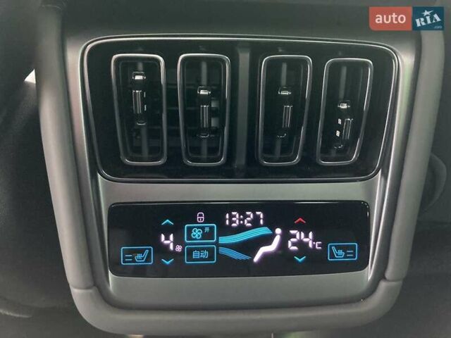 Серый БИД Song L, объемом двигателя 0 л и пробегом 1 тыс. км за 31500 $, фото 35 на Automoto.ua