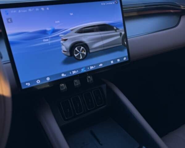 Серый БИД Song L, объемом двигателя 0 л и пробегом 23 тыс. км за 30500 $, фото 8 на Automoto.ua