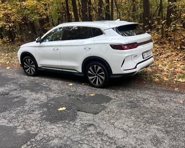 Білий БІД Song Plus, об'ємом двигуна 0 л та пробігом 25 тис. км за 25900 $, фото 3 на Automoto.ua