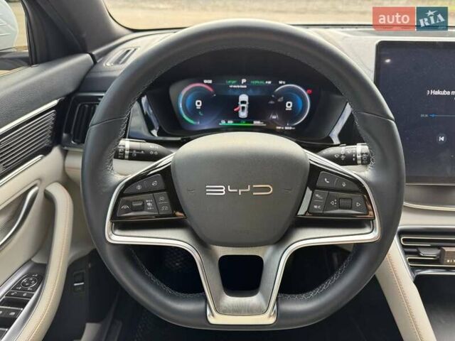 Белый БИД Song Plus, объемом двигателя 0 л и пробегом 67 тыс. км за 24900 $, фото 11 на Automoto.ua