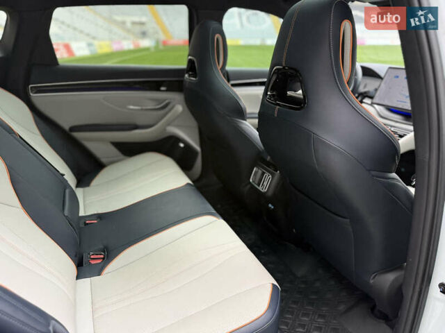 Білий БІД Song Plus, об'ємом двигуна 0 л та пробігом 9 тис. км за 25900 $, фото 22 на Automoto.ua