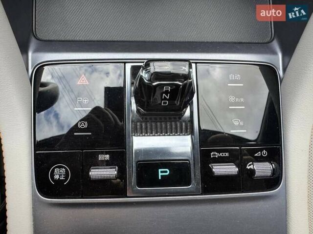 Белый БИД Song Plus, объемом двигателя 0 л и пробегом 67 тыс. км за 24900 $, фото 14 на Automoto.ua