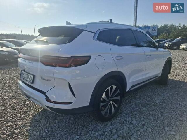 Белый БИД Song Plus, объемом двигателя 0 л и пробегом 49 тыс. км за 24999 $, фото 5 на Automoto.ua