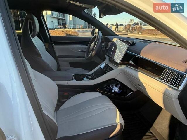 Білий БІД Song Plus, об'ємом двигуна 0 л та пробігом 19 тис. км за 29700 $, фото 5 на Automoto.ua