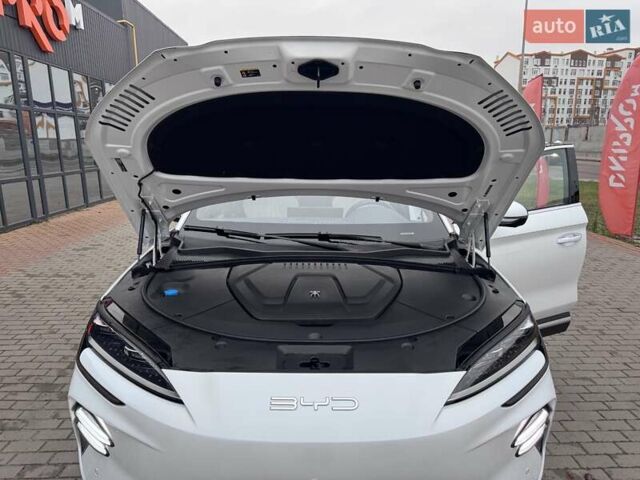 Білий БІД Song Plus, об'ємом двигуна 0 л та пробігом 13 тис. км за 26000 $, фото 21 на Automoto.ua