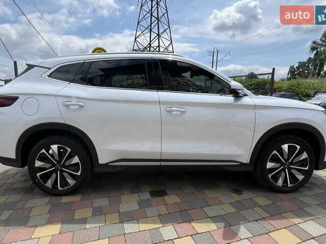 Білий БІД Song Plus, об'ємом двигуна 0 л та пробігом 10 тис. км за 27800 $, фото 7 на Automoto.ua