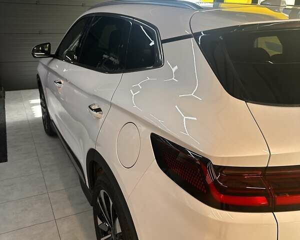 БИД Song Plus 2024 в Львове на Automoto.ua Белый БИД Song Plus, объемом двигателя 0 л и пробегом 1 тыс. км за 28500 $, фото 3 на Automoto.ua