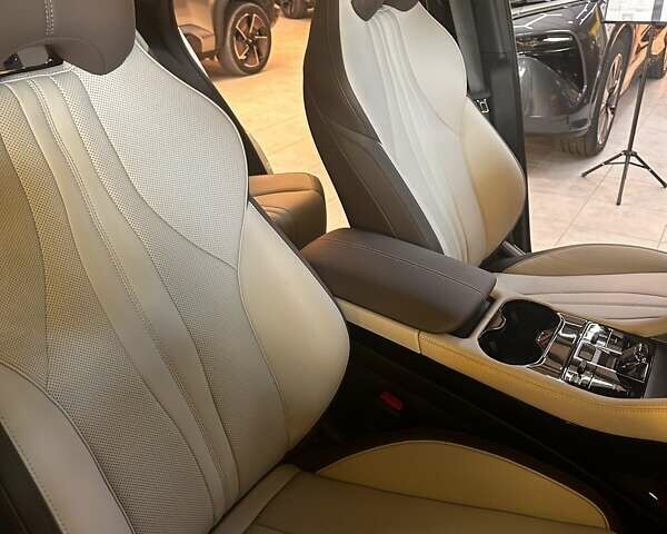 БИД Song Plus 2024 в Львове на Automoto.ua Белый БИД Song Plus, объемом двигателя 0 л и пробегом 1 тыс. км за 28500 $, фото 13 на Automoto.ua