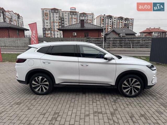 Білий БІД Song Plus, об'ємом двигуна 0 л та пробігом 13 тис. км за 26000 $, фото 5 на Automoto.ua