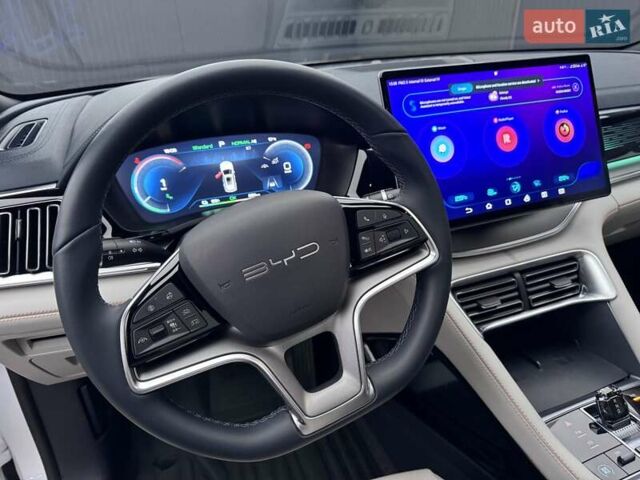 Білий БІД Song Plus, об'ємом двигуна 0 л та пробігом 13 тис. км за 26000 $, фото 9 на Automoto.ua