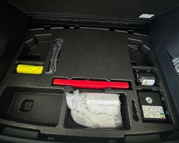 Белый БИД Song Plus, объемом двигателя 0 л и пробегом 1 тыс. км за 28500 $, фото 13 на Automoto.ua