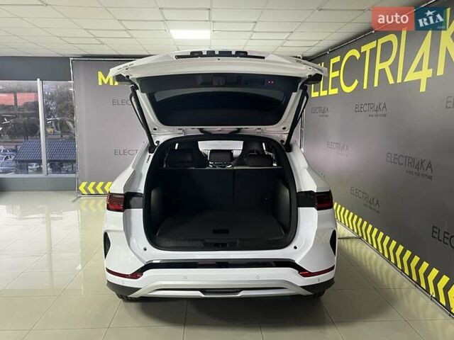 Белый БИД Song Plus, объемом двигателя 0 л и пробегом 1 тыс. км за 27000 $, фото 3 на Automoto.ua