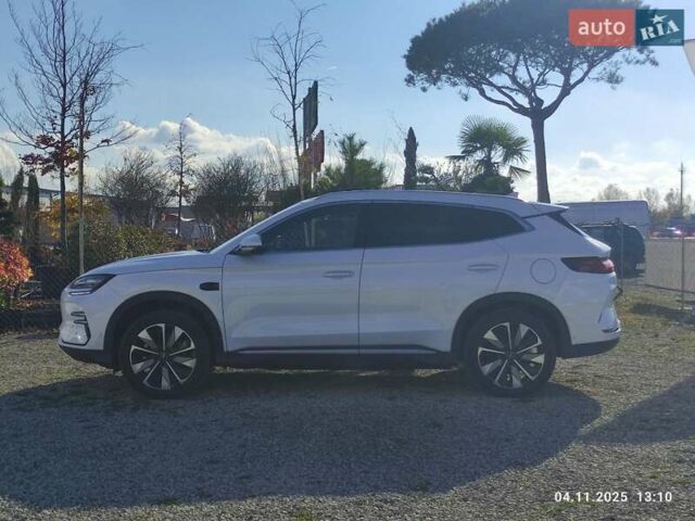 Белый БИД Song Plus, объемом двигателя 0 л и пробегом 2 тыс. км за 28900 $, фото 7 на Automoto.ua