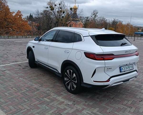 Белый БИД Song Plus, объемом двигателя 0 л и пробегом 1 тыс. км за 27000 $, фото 4 на Automoto.ua