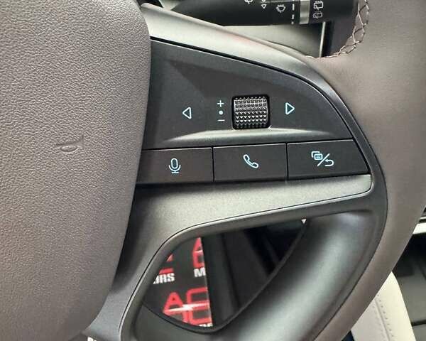 Белый БИД Song Plus, объемом двигателя 0 л и пробегом 1 тыс. км за 28500 $, фото 24 на Automoto.ua