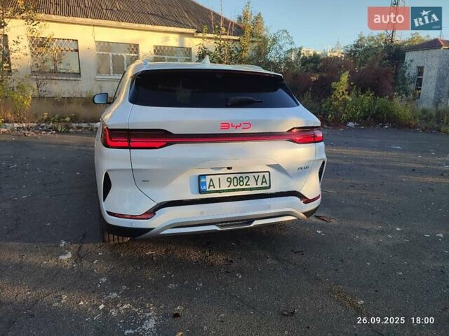 Белый БИД Song Plus, объемом двигателя 0 л и пробегом 24 тыс. км за 27800 $, фото 12 на Automoto.ua