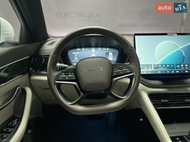 Белый БИД Song Plus, объемом двигателя 0 л и пробегом 1 тыс. км за 27000 $, фото 9 на Automoto.ua