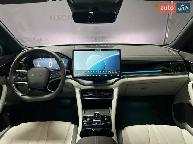 Белый БИД Song Plus, объемом двигателя 0 л и пробегом 1 тыс. км за 27000 $, фото 8 на Automoto.ua