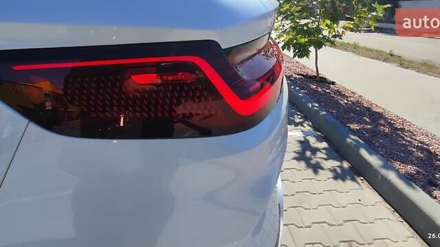 Белый БИД Song Plus, объемом двигателя 0 л и пробегом 24 тыс. км за 27800 $, фото 22 на Automoto.ua