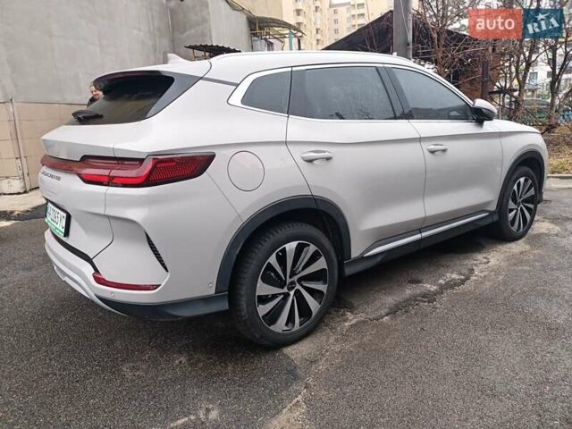 Бежевый БИД Song Plus, объемом двигателя 0 л и пробегом 19 тыс. км за 27900 $, фото 3 на Automoto.ua