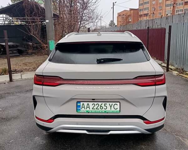 Бежевый БИД Song Plus, объемом двигателя 0 л и пробегом 19 тыс. км за 27900 $, фото 4 на Automoto.ua