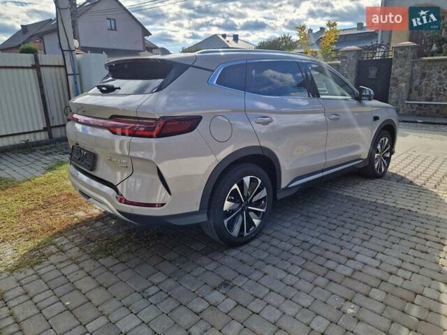 Бежевый БИД Song Plus, объемом двигателя 0 л и пробегом 1 тыс. км за 29700 $, фото 3 на Automoto.ua