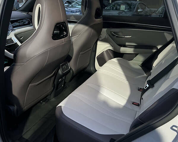 Бежевий БІД Song Plus, об'ємом двигуна 0 л та пробігом 3 тис. км за 24500 $, фото 6 на Automoto.ua