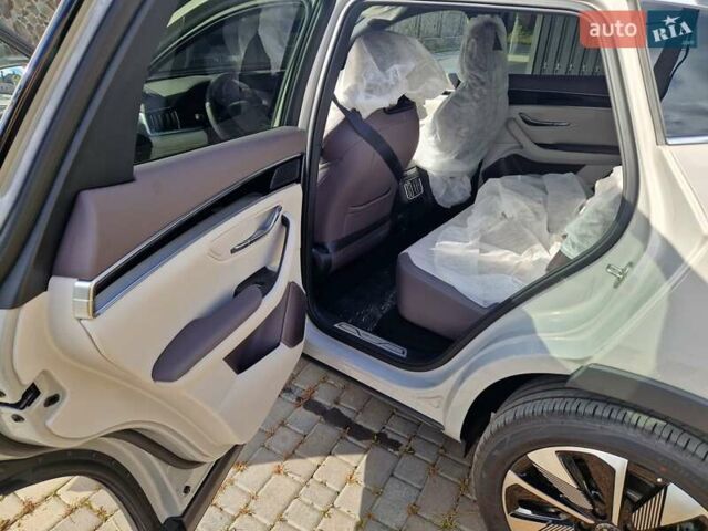 Бежевый БИД Song Plus, объемом двигателя 0 л и пробегом 1 тыс. км за 29700 $, фото 18 на Automoto.ua