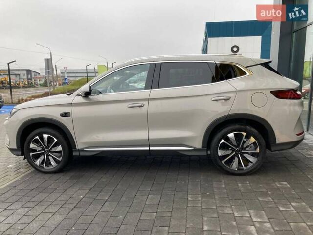 Бежевый БИД Song Plus, объемом двигателя 0 л и пробегом 1 тыс. км за 27800 $, фото 3 на Automoto.ua