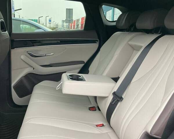 Бежевый БИД Song Plus, объемом двигателя 0 л и пробегом 1 тыс. км за 27800 $, фото 18 на Automoto.ua