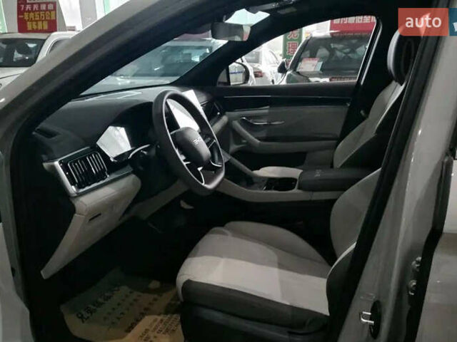 Бежевий БІД Song Plus, об'ємом двигуна 0 л та пробігом 1 тис. км за 27200 $, фото 6 на Automoto.ua