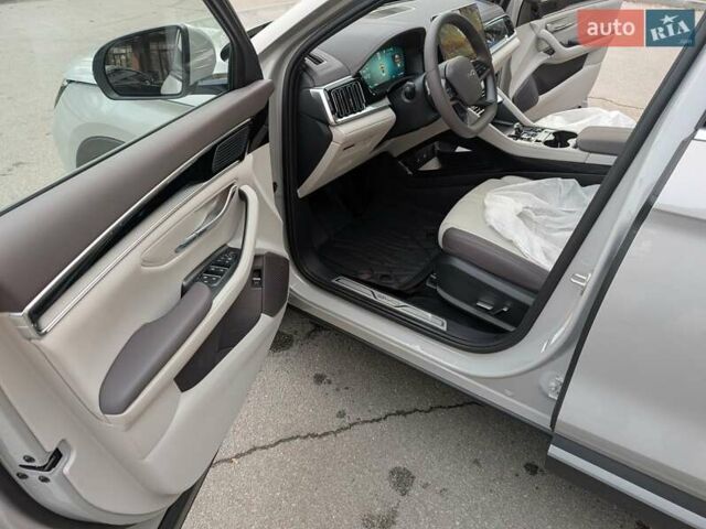 Бежевый БИД Song Plus, объемом двигателя 0 л и пробегом 1 тыс. км за 27500 $, фото 6 на Automoto.ua