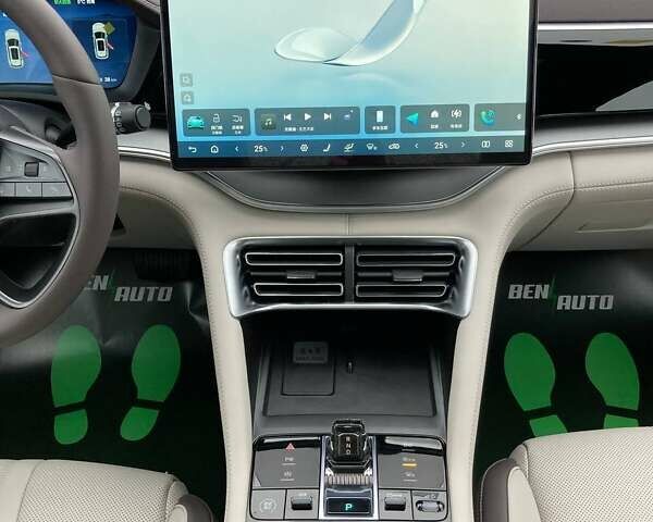 Бежевый БИД Song Plus, объемом двигателя 0 л и пробегом 1 тыс. км за 27800 $, фото 26 на Automoto.ua