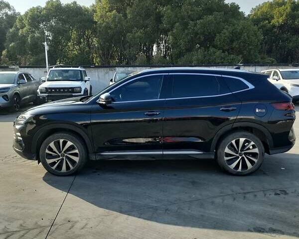 Черный БИД Song Plus, объемом двигателя 1.5 л и пробегом 23 тыс. км за 28500 $, фото 5 на Automoto.ua