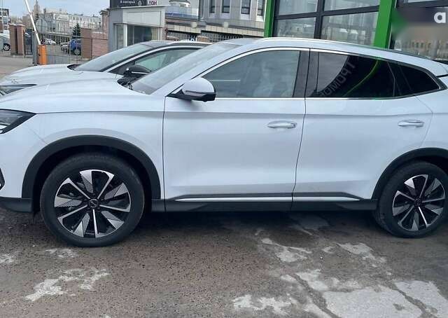 БИД Song Plus, объемом двигателя 0 л и пробегом 3 тыс. км за 23999 $, фото 1 на Automoto.ua