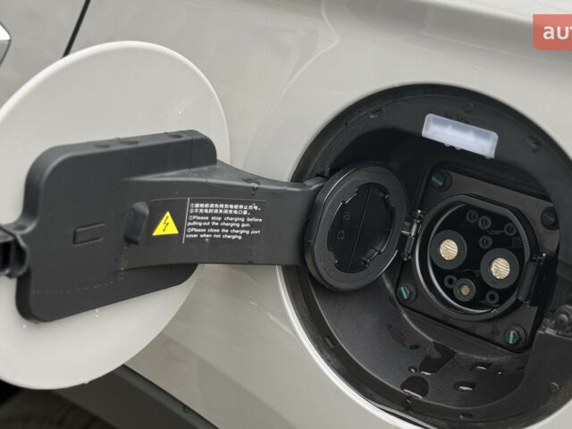 БИД Song Plus, объемом двигателя 0 л и пробегом 0 тыс. км за 28600 $, фото 14 на Automoto.ua