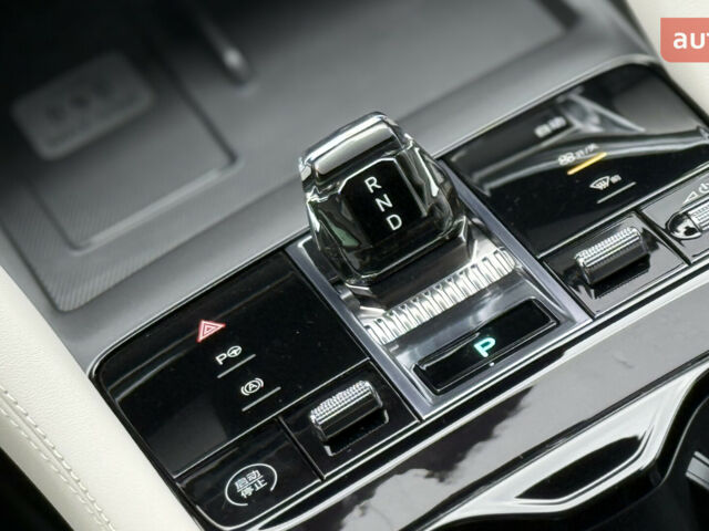 БИД Song Plus, объемом двигателя 0 л и пробегом 0 тыс. км за 28600 $, фото 22 на Automoto.ua