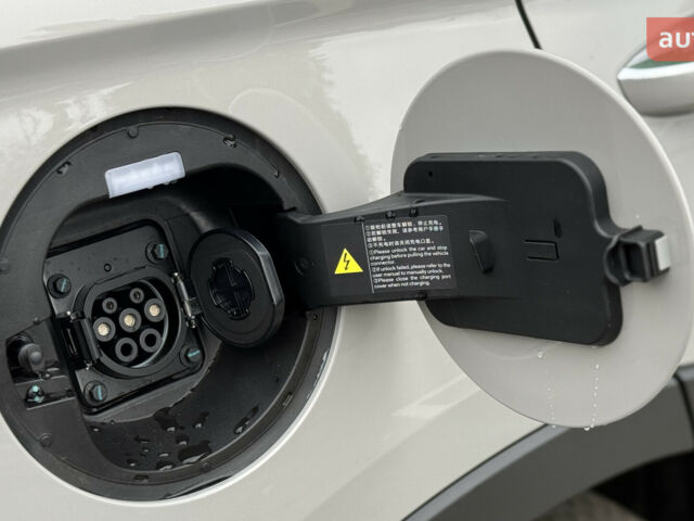 БИД Song Plus, объемом двигателя 0 л и пробегом 0 тыс. км за 28600 $, фото 13 на Automoto.ua