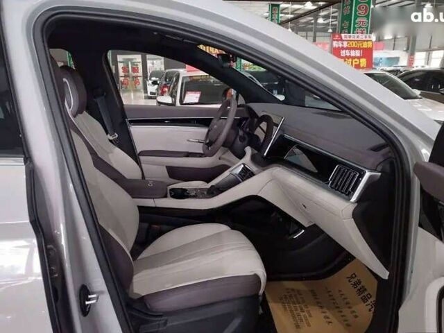 БИД Song Plus, объемом двигателя 0 л и пробегом 1 тыс. км за 27200 $, фото 8 на Automoto.ua